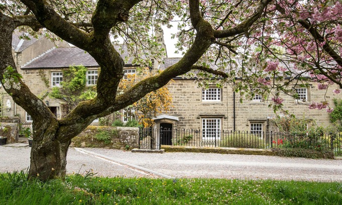 Bewerley Cottage | Gorgeous cosy dog friendly Nidderdale cottage built 1780 short walk to shops