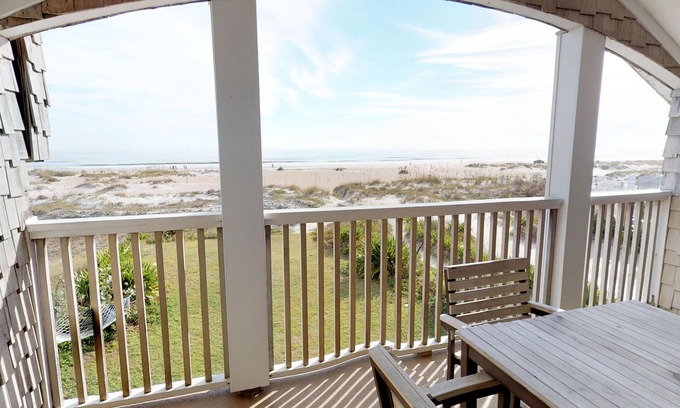 St. Augustine Beach House | Gorgeous Direct OCEANFRONT Home - Straight Out of Pottery Barn - 3 Decks/Pool Table - Amazing Views