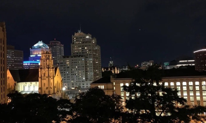 Downtown West House | ☆ Gorgeous Downtown Loft ☆ Walk to Busch Stadium☆