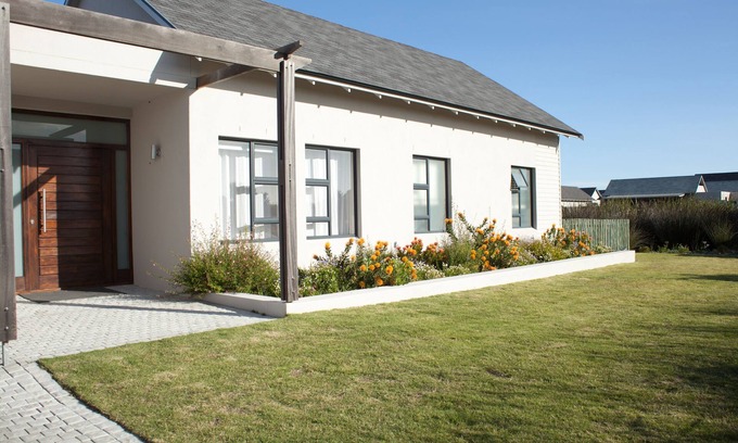Noordhoek House | Gorgeous Family Getaway Home