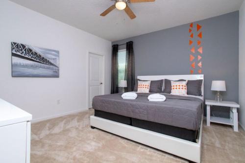 Kissimmee House | Gorgeous Family Home! Sleeps 28 BLV103