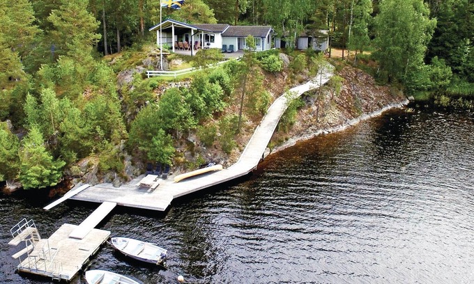 Ostra Viker House | Gorgeous home in årjäng