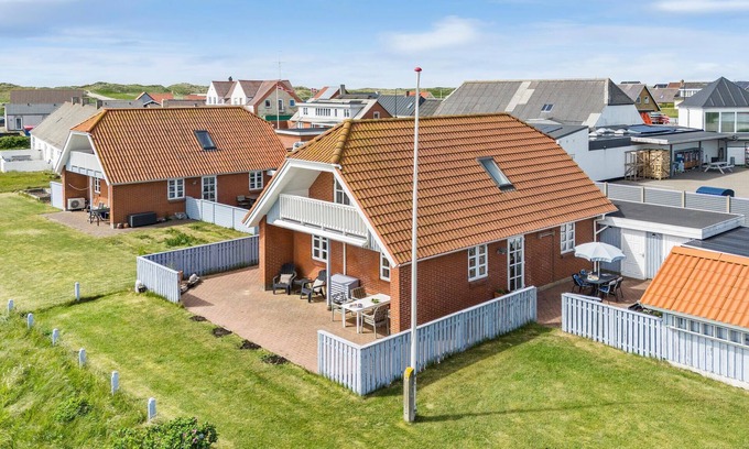 Agger House | Gorgeous home in Vestervig with WiFi