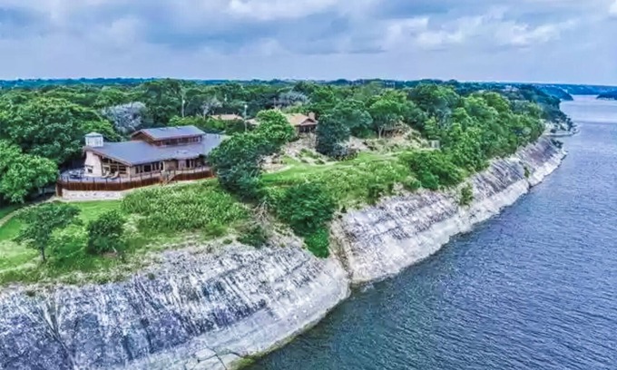 Lake Whitney House | Gorgeous Lake House, Experience the incredible views and serenity