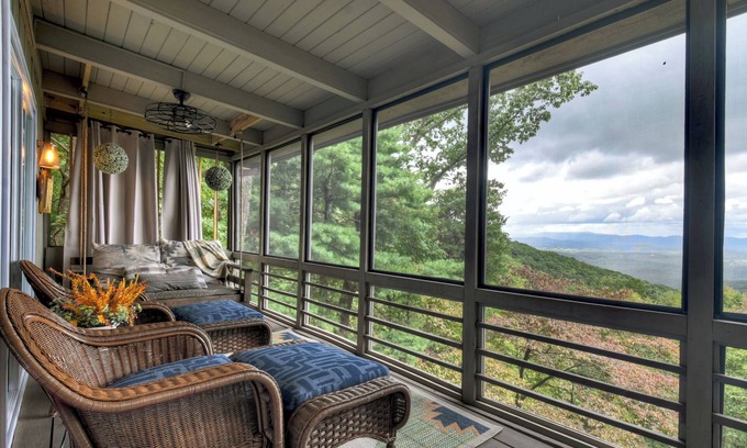 Walnut Mountain Cabin | Gorgeous mountain view cabin rental, hot tub, firepit, WiFi, pet-friendly
