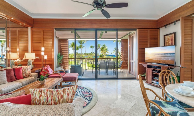 Kamuela Condo | Gorgeous Oceanfront Terrace Condo - Near Beach Club!