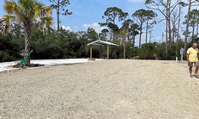 Port St. Joe RV Rental | Gorgeous Private Rv Lot in Port St Joe for a relaxing getaway 400 yards to Beach
