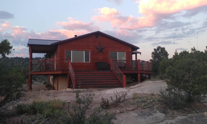 Duchesne Cabin | Gorgeous, Secluded Cabin on 40+ acres by Starvation Reservoir!