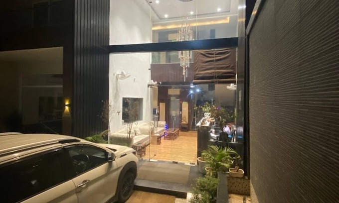 Kangra Hotel | Goroomgo Singla Residency Kangra
