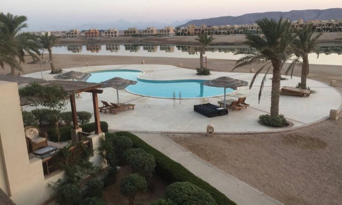 El Gouna Apartment | Gouna apartment Pool and lagoon