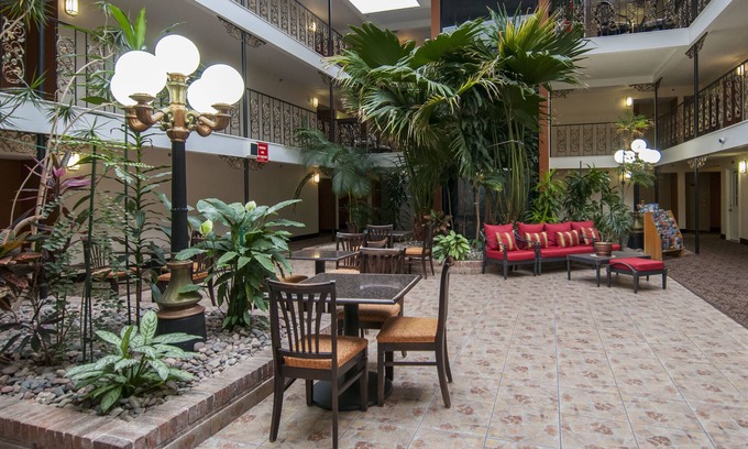 Wheatland Hotel | Governor's Suites Hotel Oklahoma City Airport Area