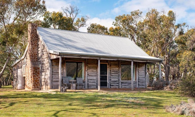 Halls Gap House | Grampians Pioneer Cottages