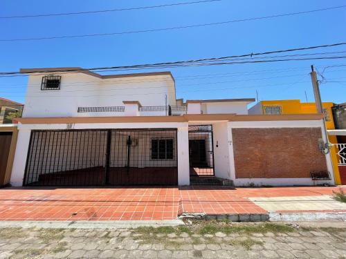 Lomas de Mazatlan Apartment | Gran Casa lomas a 5 min de playa y malecón