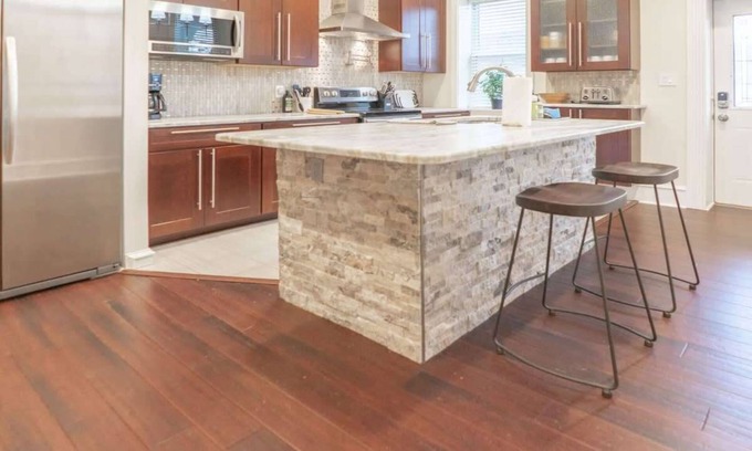 Central West End House | Grand 5BR in the Heart of the CWE/ABODEbucks