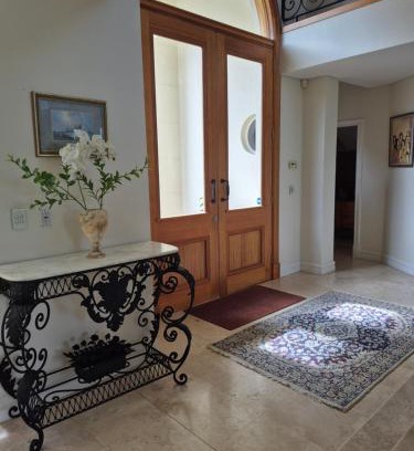 Seaforth House | GRAND APARTMENT by the Harbor