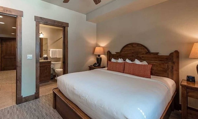 Breckenridge Condo | Grand Lodge At Peak 7