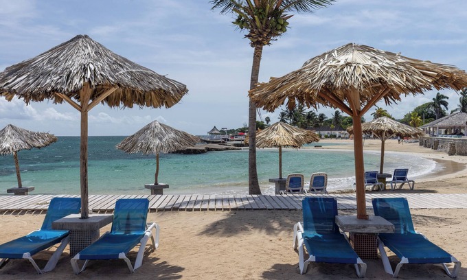 Runaway Bay Hotel | Grand Muthu Runaway Bay Club Caribbean - All Inclusive