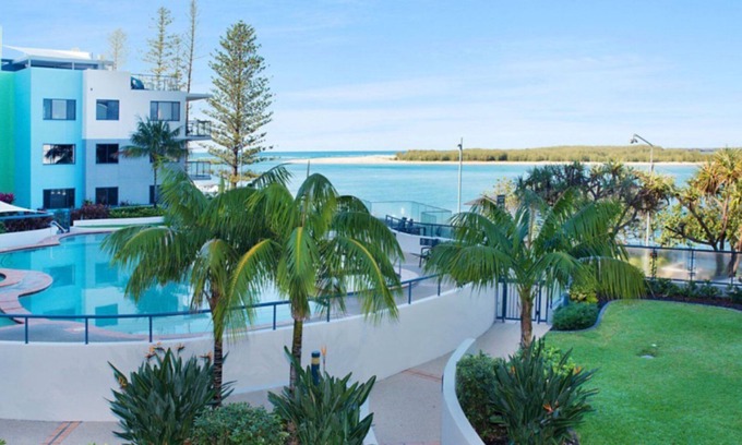 Caloundra Apartment | GRAND PACIFIC UNIT 19