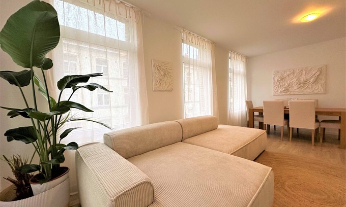 Quartier Midi-Lemonnier - Zuid-Lemonnierwijk Apartment | Grand Place & Brussels in Style ! 10 min from Gare de Midi