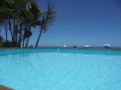 L'Etang-Sale Apartment | Grand studio 60m2 piscine vue mer