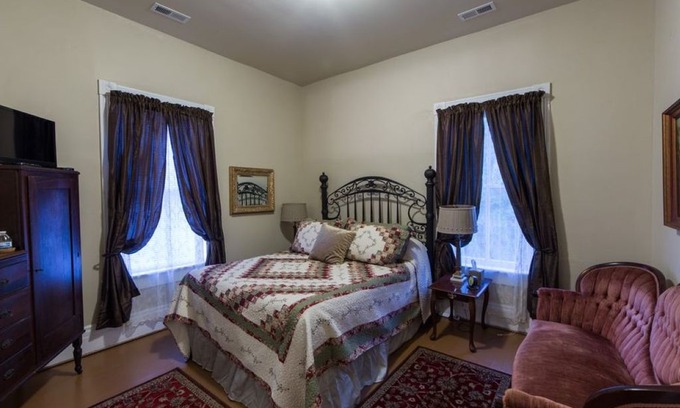 Park City Hotel | GRAND VICTORIAN INN ROOM 4