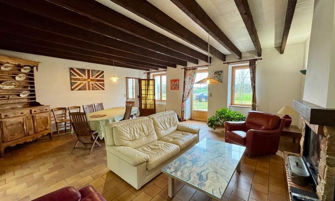 La Merlatiere House | Grande Maison au Calme