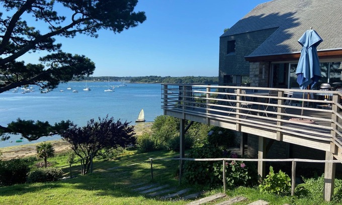 Ile-aux-Moines Villa | Grande Maison D'architecte sur la Petite Plage
