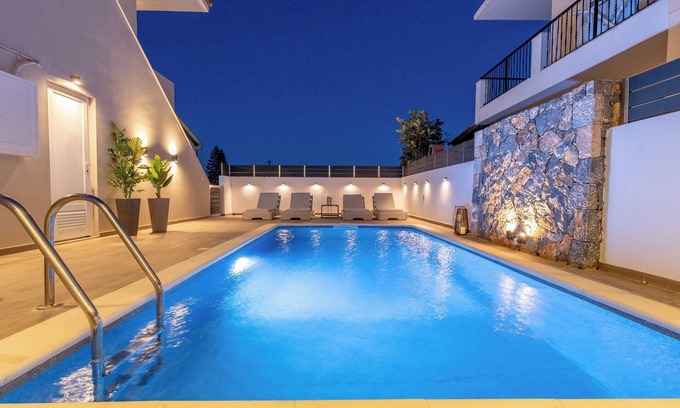 Gennadi Villa | Grande Terra