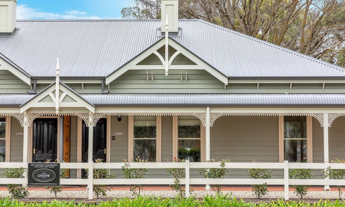 Mount Barker Apartment | Grandview Accommodation - The Flaxley Apartments