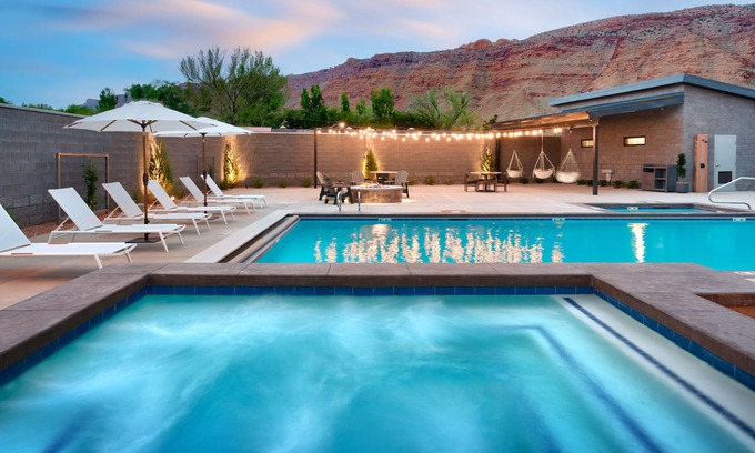 Moab Hotel | Gravity Haus Moab