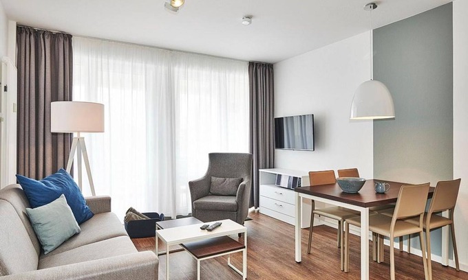 Bensersiel Apartment | Great apartment close to the beach with two balconies incl. use of swimming pool & sauna