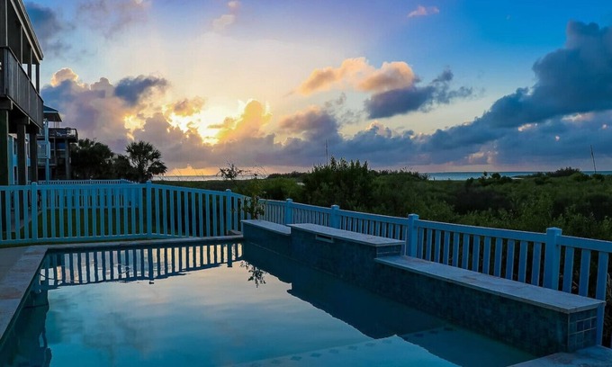 Isla Del Sol House | Great bay views and a Private Pool in Isla Del Sol!