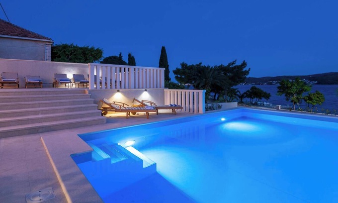 Kuciste Villa | Great beachfront Villa Sasha with swimming pool and amazing sea view!