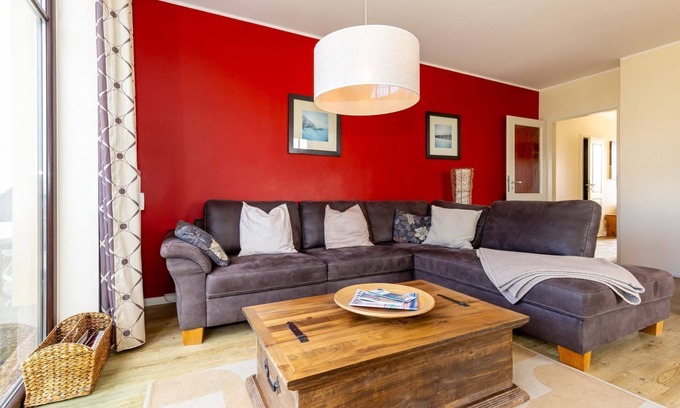 Kuehlungsborn Apartment | Great corner apartment on the marina with two balconies and a view of the Baltic Sea