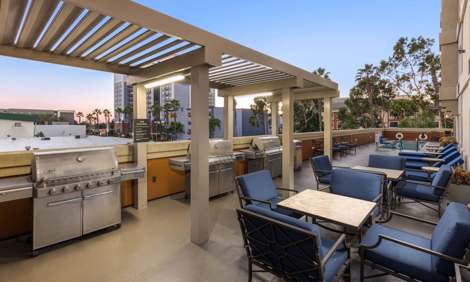 Anaheim Resort House | GREAT DEAL! 2 Amazing Units Close to Disneyland! Shuttle Service, Pool!