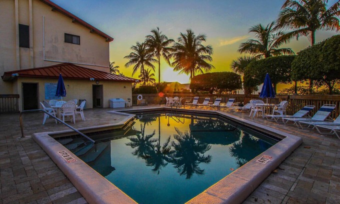 Anglers Park Condo | Great location for water sports in the Florida Keys Beautiful sunsets on the Bay