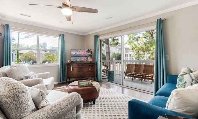 St. James Condo | Great Location in St James - 2 BR Villa with Pool - Access to Oak Island Beach Club