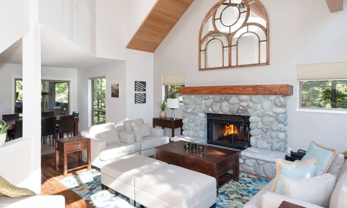 Blackcomb House | Great Location, Private Hot Tub, Parking Included