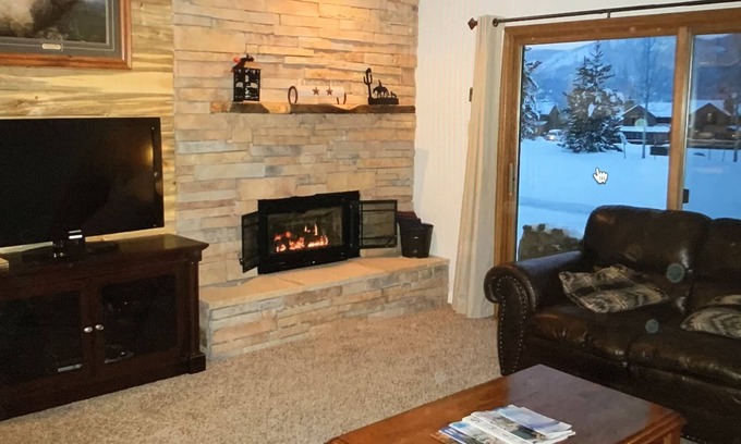 Steamboat Springs Condo | Great Summer Rates at this perfectly located condo with pool and hot tubs!