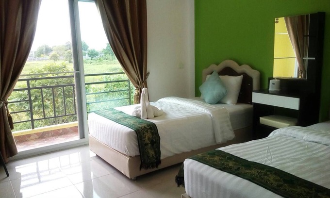 Prachinburi Hotel | Greenfield Residence