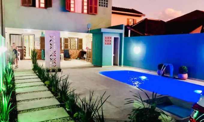 Guaratuba House | GreenHouse a few meters from the beach, a quiet place for a good rest