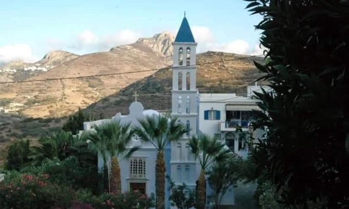 Smardakito House | Greenhouse at Tinos