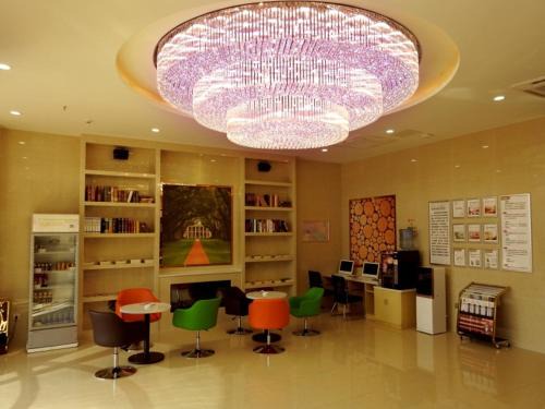 Feidong County Hotel | GreenTree Inn Hefei Feidong New District Huishang City Express Hotel