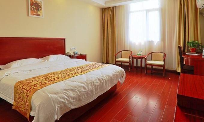 Qixia District Hotel | GreenTree Inn NanJing XianLin Road JinMa Road Subway Station Shell Hotel