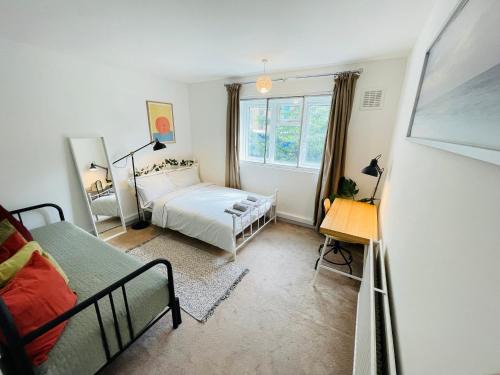 Greenwich West Apartment | Greenwich Apartments by Sleepy