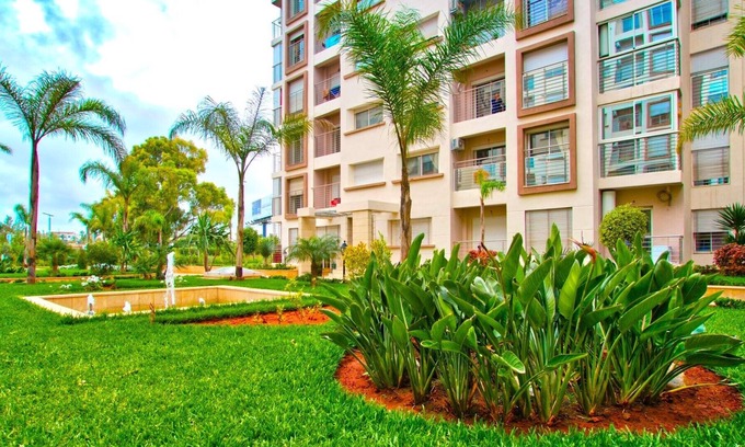 Casablanca Apartment | Greeny cosy 3BDR - downtown near train/tram