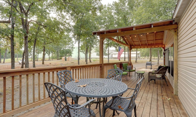 Greers Ferry Cabin | Greers Ferry Lake Access: Cabin w/Boat Slip!