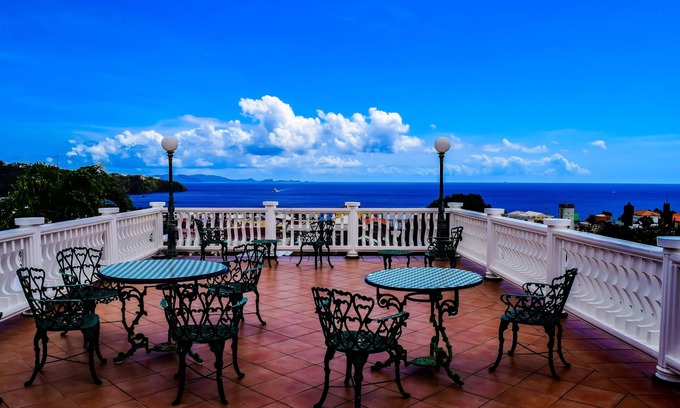 Kingstown Hotel | Grenadine House