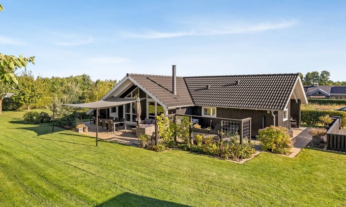 Skovmose House | "Gret" - 700m from the sea by Interhome