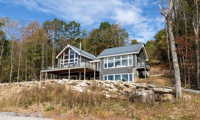 McHenry House | Grey Haven- Brand new Modern Farmhouse pool & theater